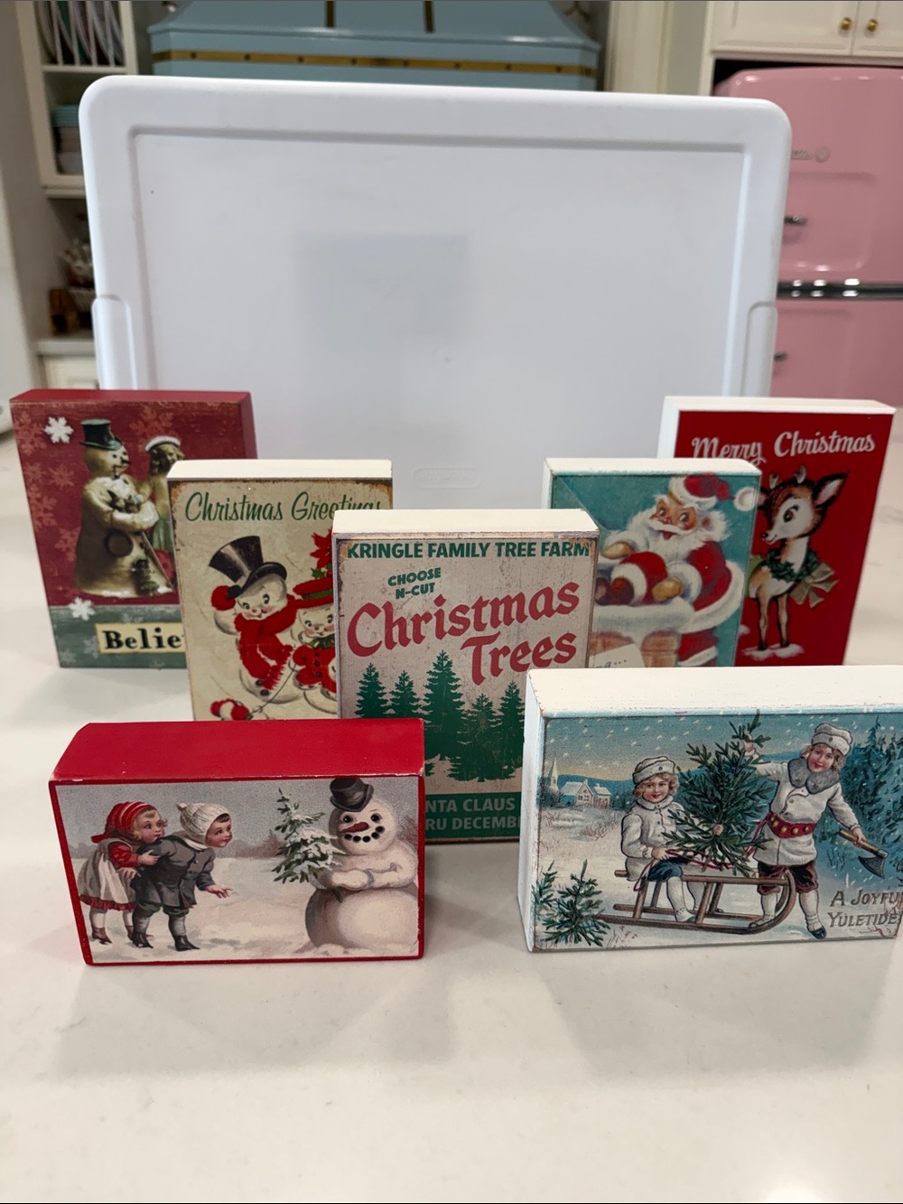 Vintage-Inspired Christmas Decorative Blocks Set - Red, White, Green